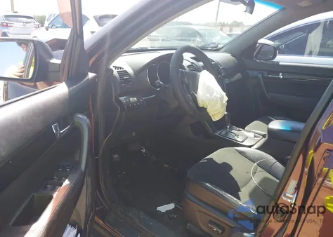 2011 Kia Sorento Ex z USA, uszkodzony, nr VIN 5XYKUCA10BG032384